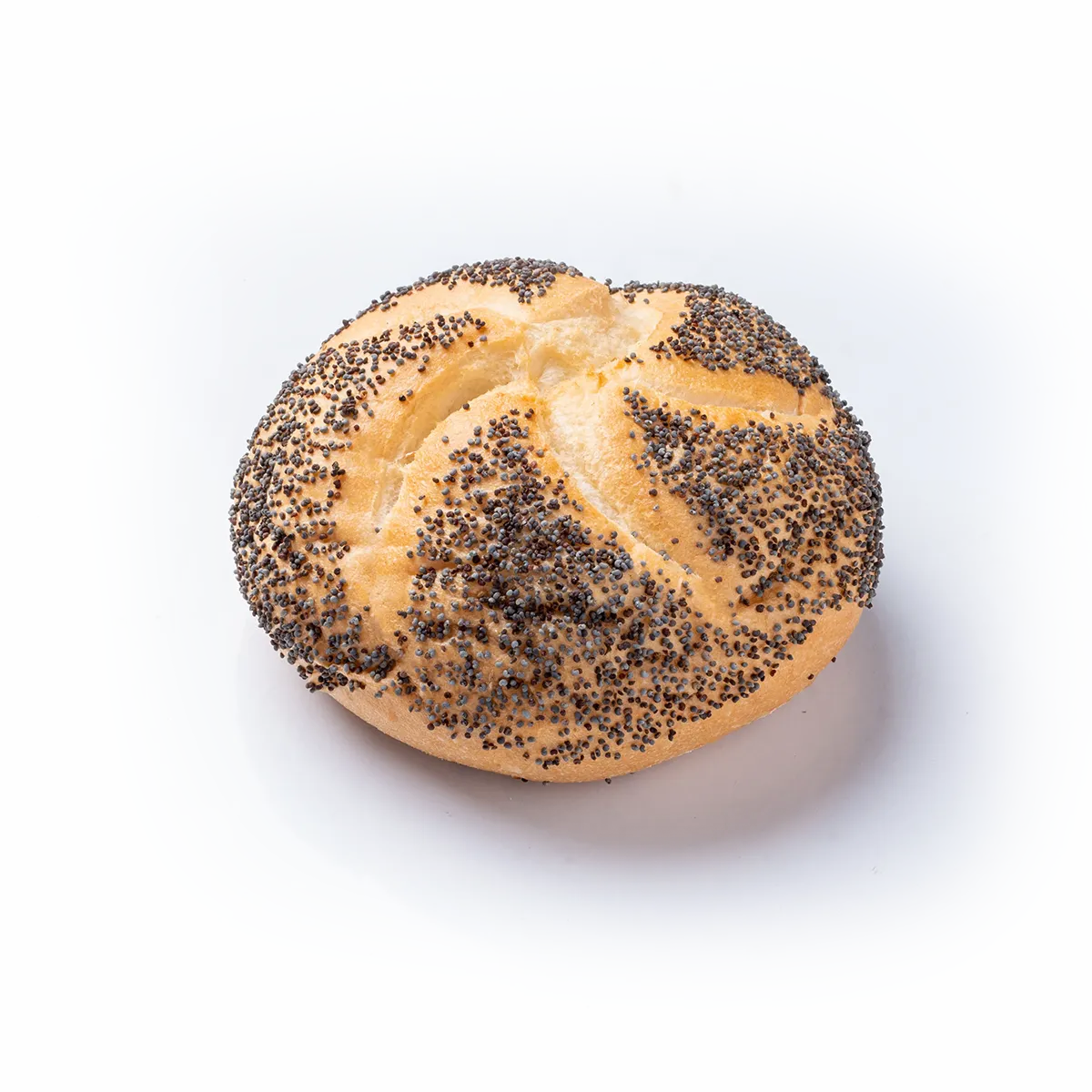 Brötchen mit Mohn Topping auf weißen Hintergrund